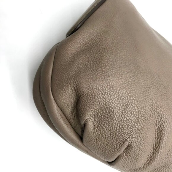 Marc Jacobs Gray Leather Classic Q Natasha Crossbody Bag - Picture 9 of 12